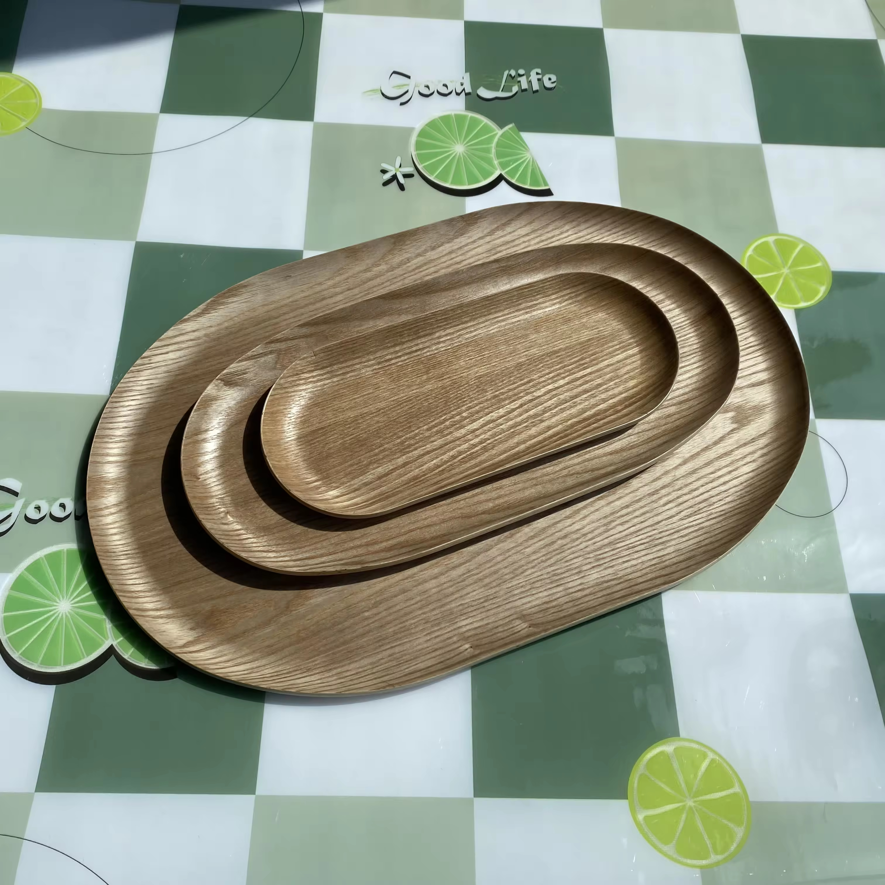 Unregelmäßige dekorative Holzsnack/Obst- und Lebensmittelschale 