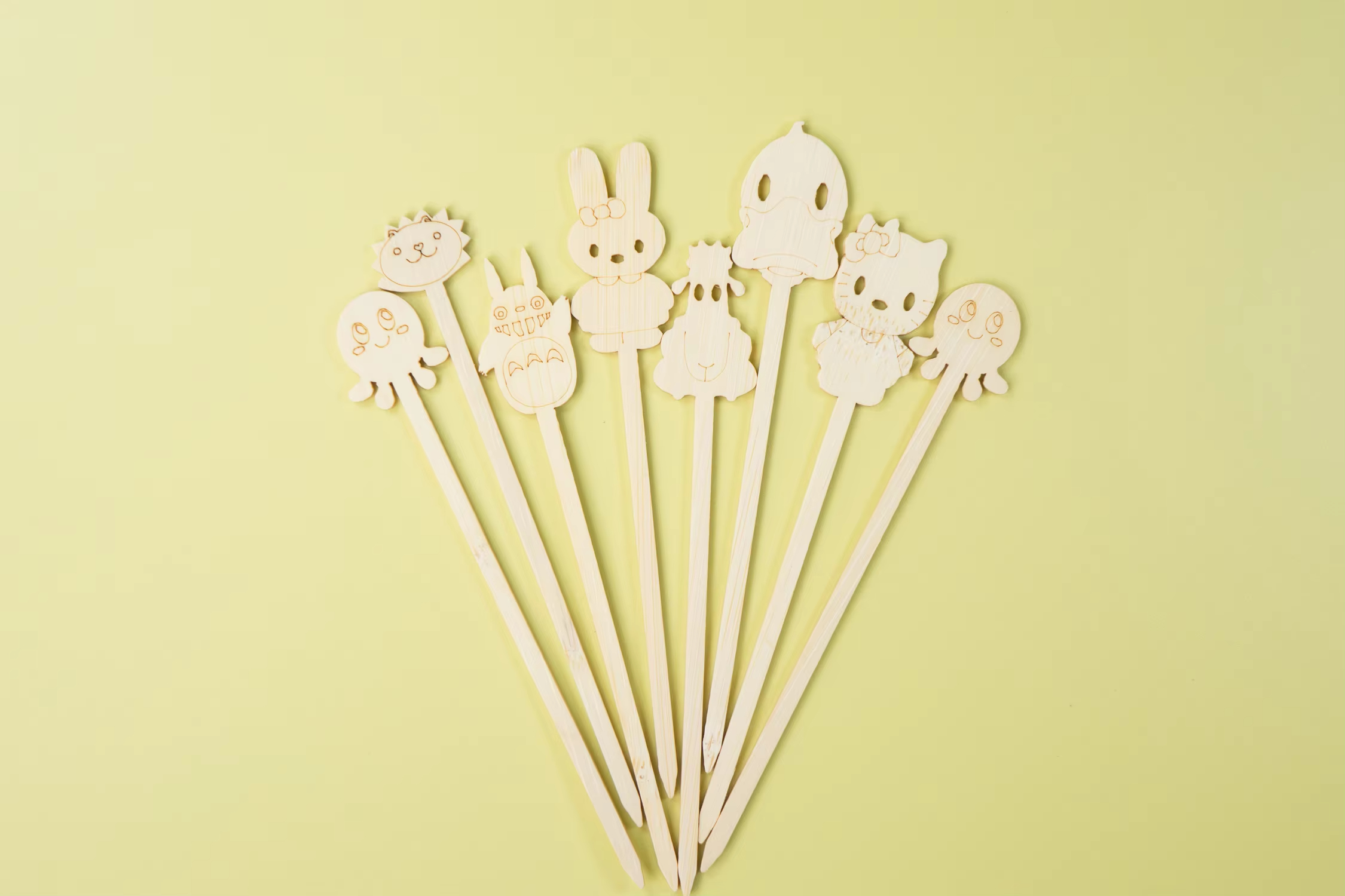 Bambus -Picks mit Tierdesign