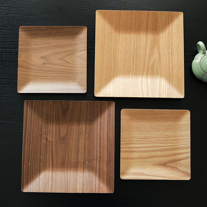 Minimalistischer japanischer Walnussholzquadrat -Serviertablett perfekt für Teedesserts und Mahlzeiten