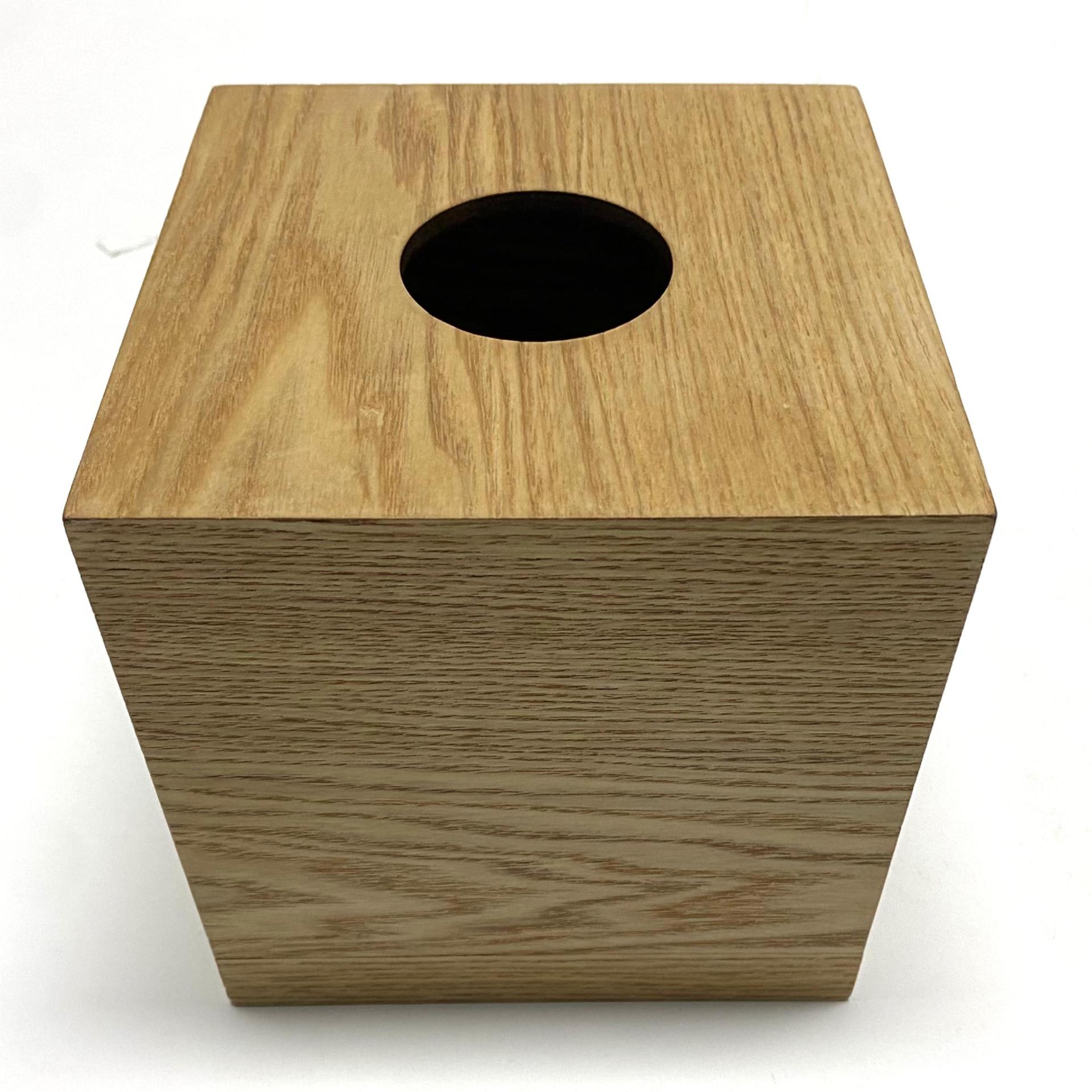 Hölzerne Quadrat -Taschentuchbox 
