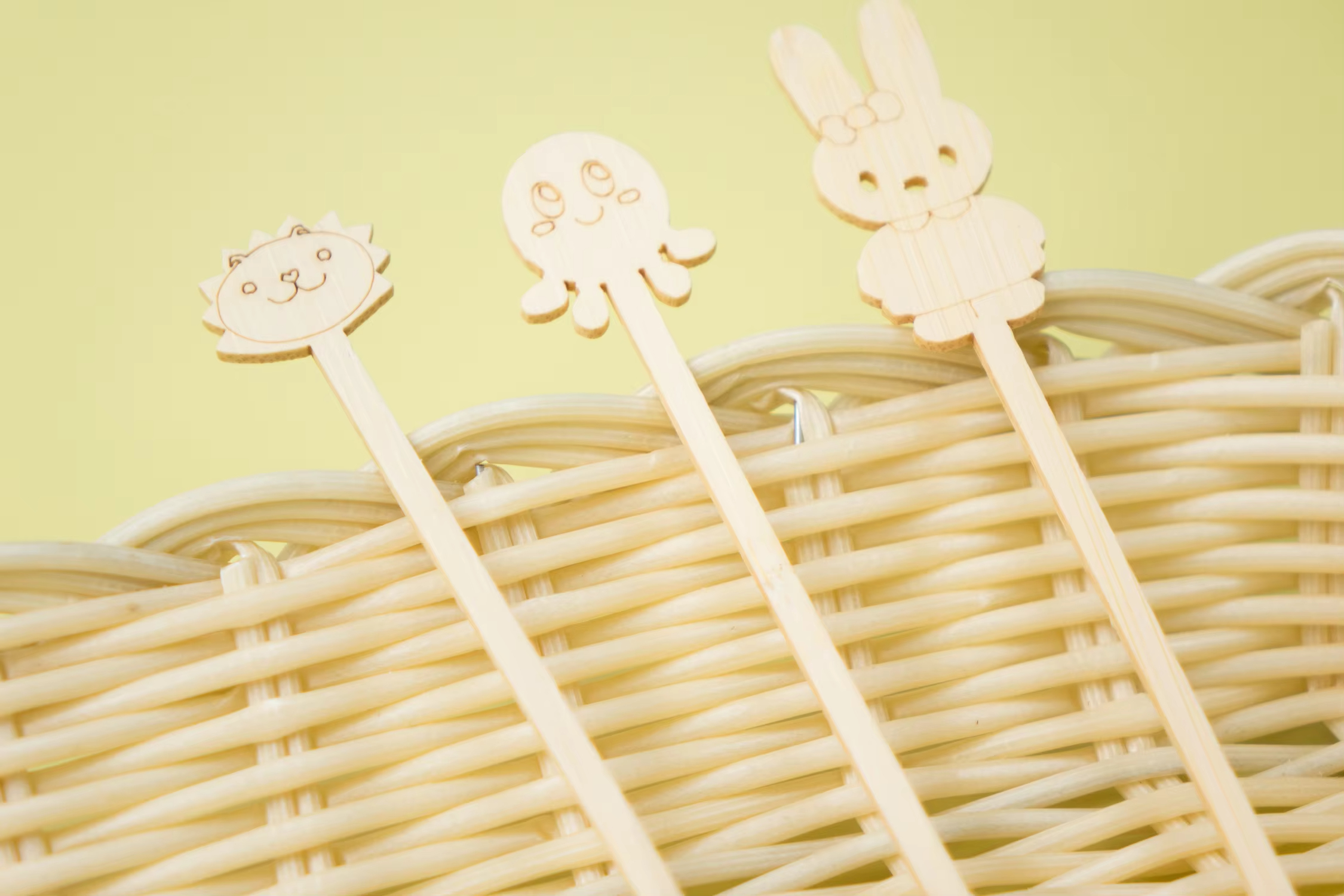Bambus -Picks mit Tierdesign