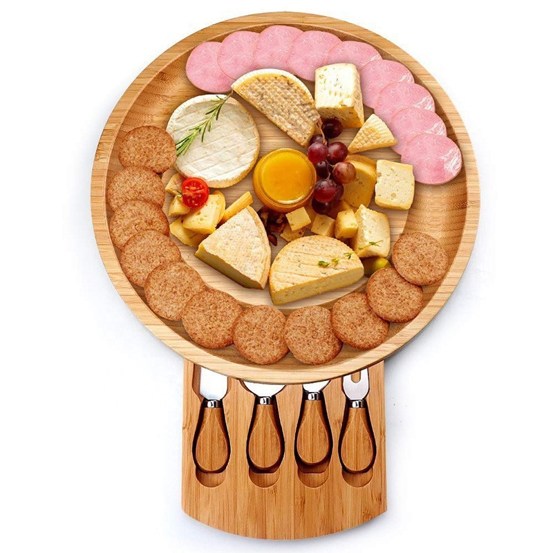 Bambuskäsebrett und Messerset Wurst