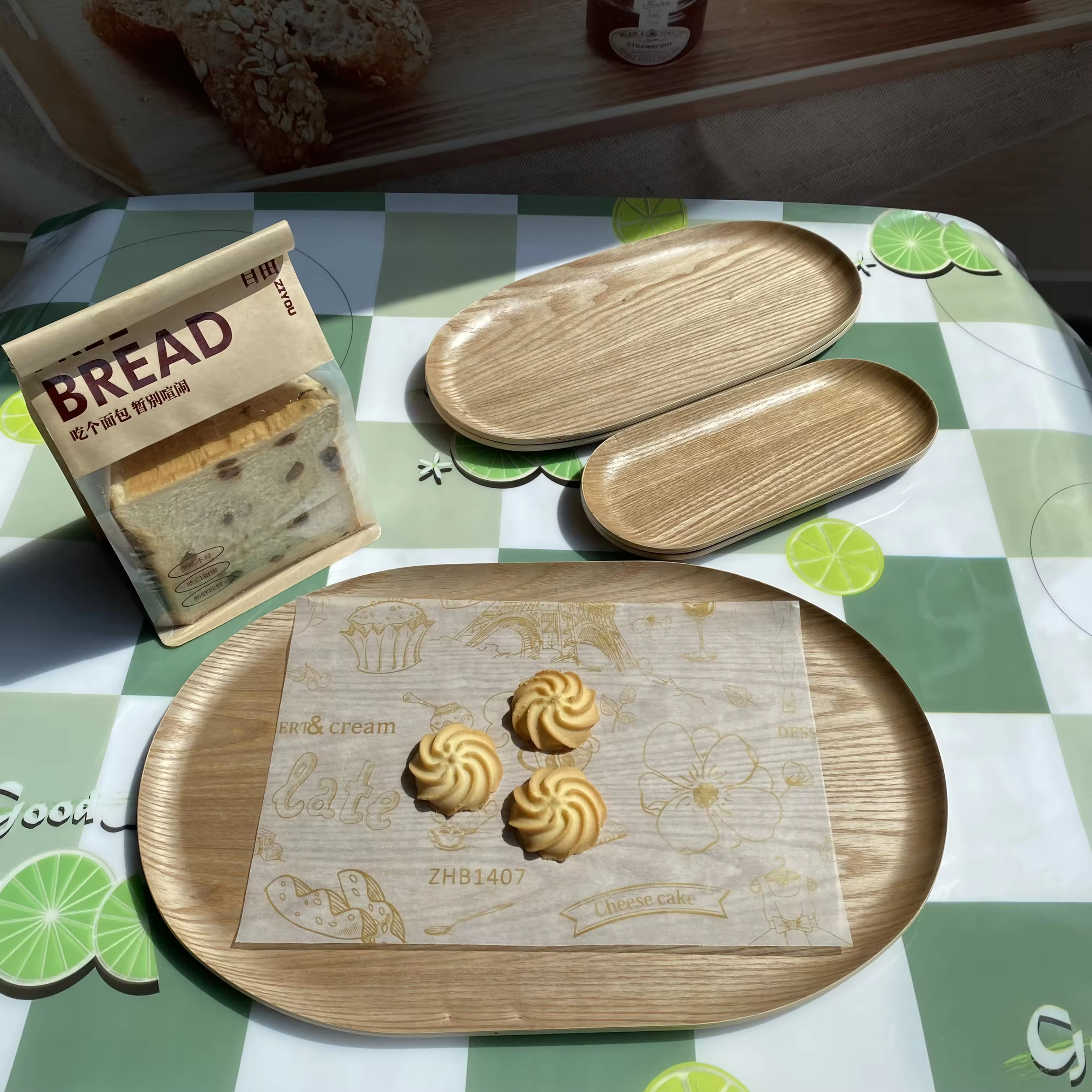 Unregelmäßige dekorative Holzsnack/Obst- und Lebensmittelschale 