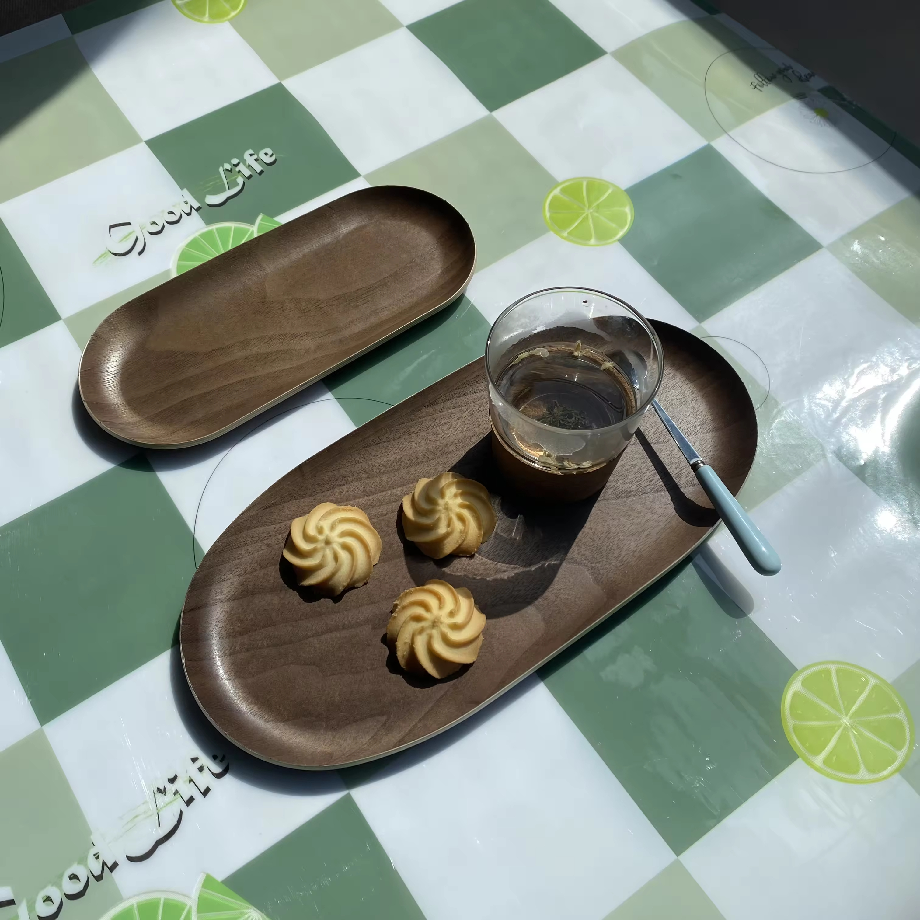 Unregelmäßige dekorative Holzsnack/Obst- und Lebensmittelschale 